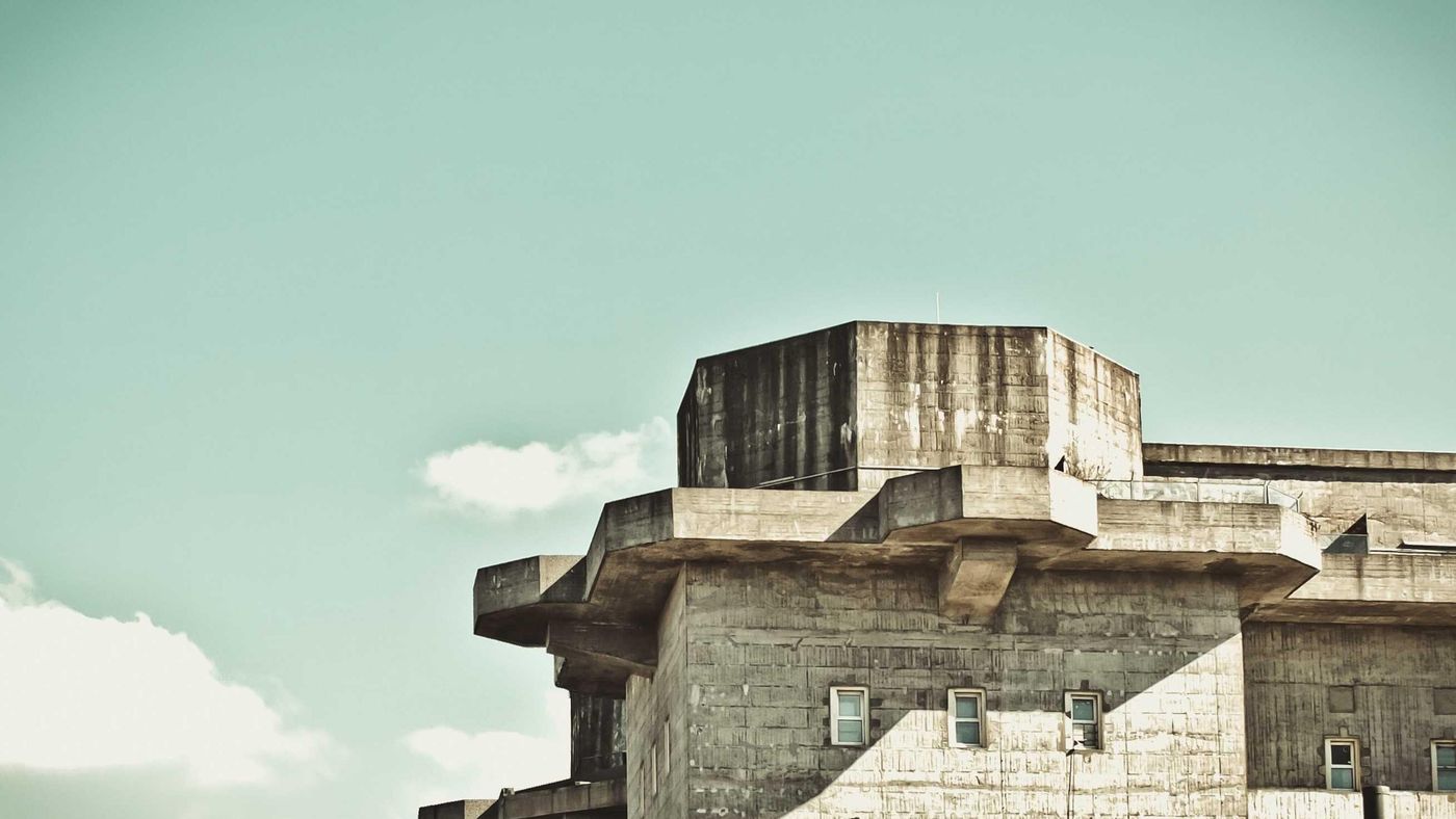 aufero hic aequus depromo